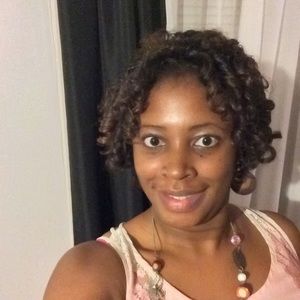 Meet your Posher, Latesha